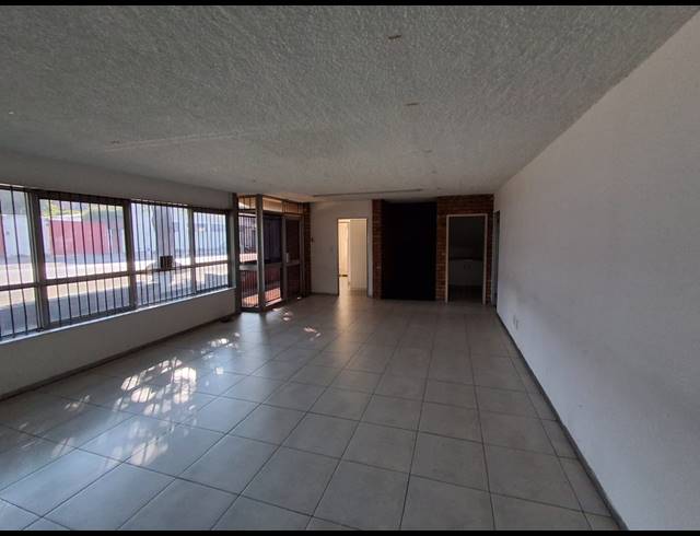 470M² WAREHOUSE TO LET IN BENROSE